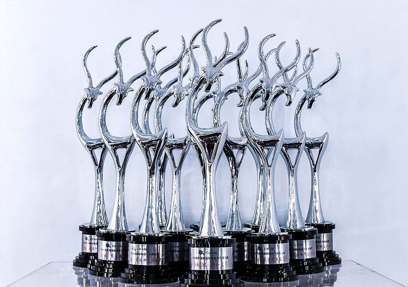 第六屆環青海湖（國際）電動汽車挑戰賽，眾泰E200 Pro、眾泰Z500EV Pro榮獲13項大獎